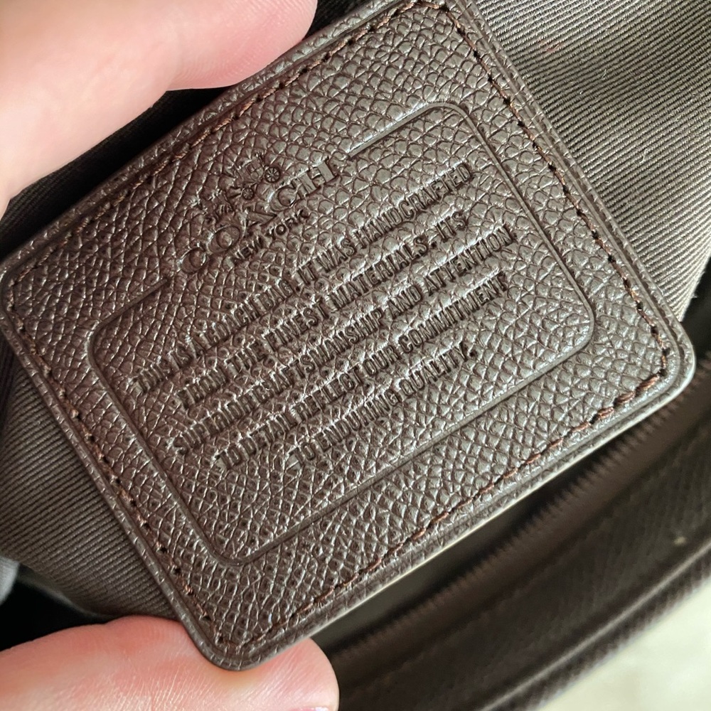 Coach Signature print Spencer crossbody, brown - Picture 8 of 9